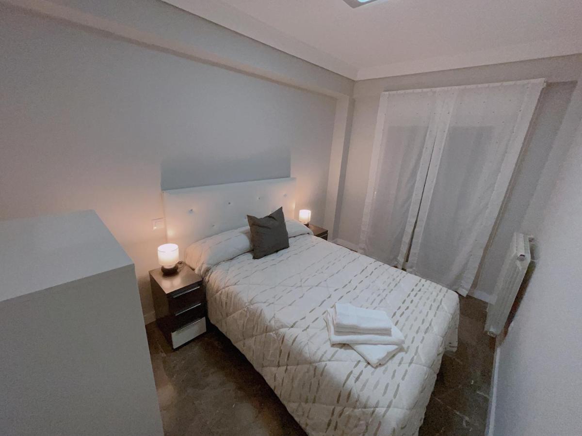 Апартаменты Piso Atares Calle Alfonso Сарагоса Экстерьер фото
